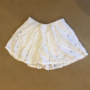 House of Harlow White Shorts/Skirt